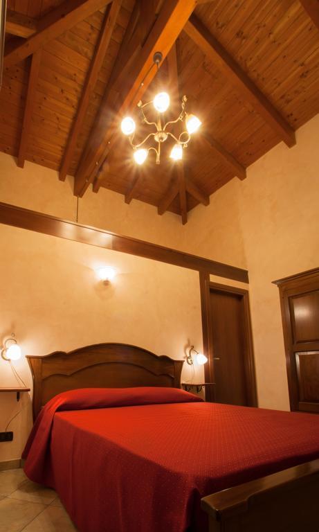 Agriturismo U Casinu dà Scala Campora San Giovanni Habitación foto